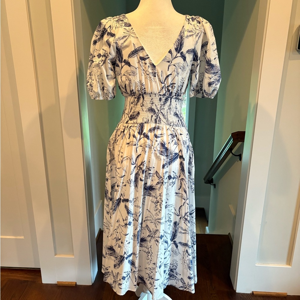 Aakaa Blue and White Floral Midi Dress - Picture 1 of 7